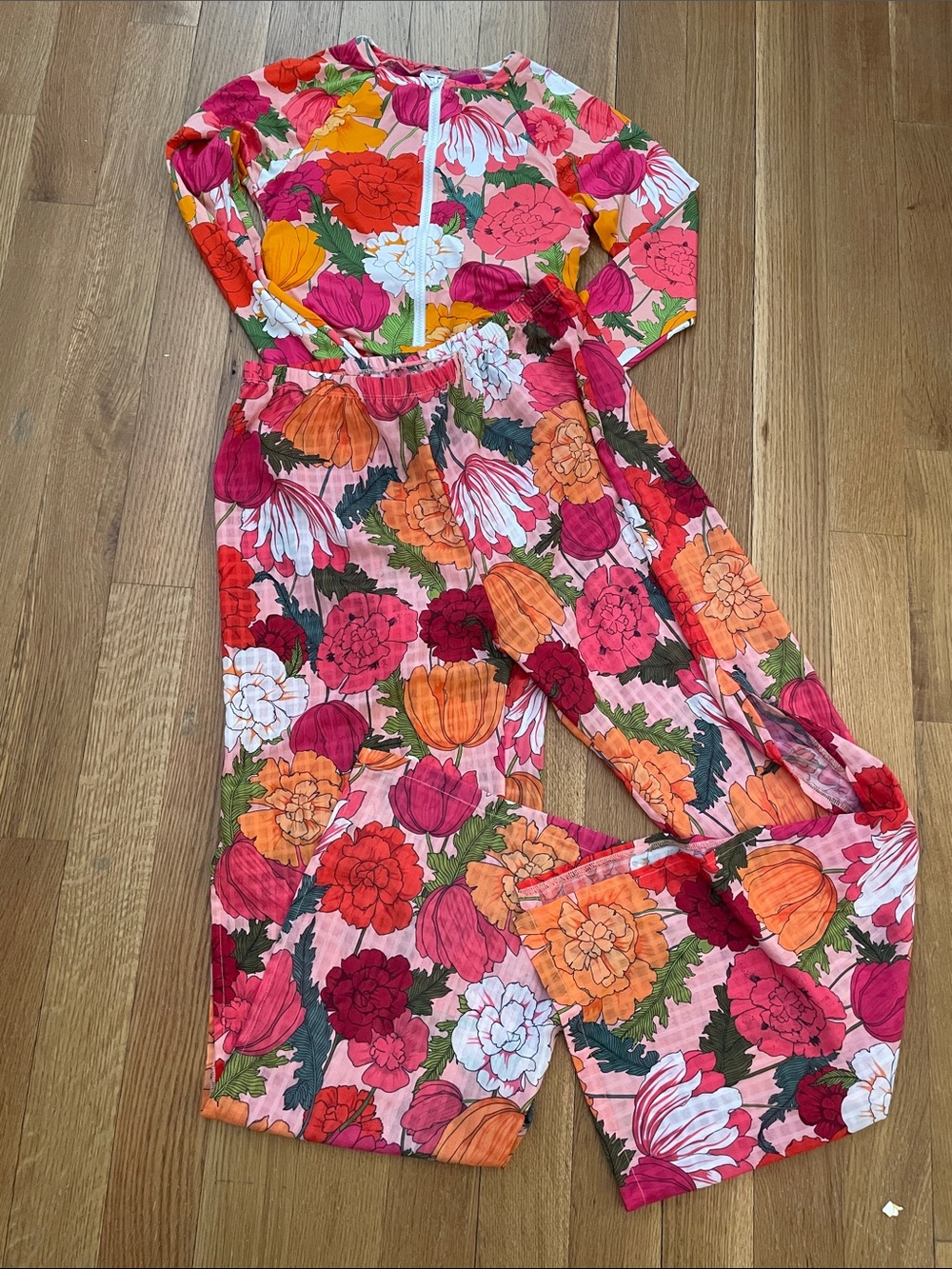 Trina Turk Pink Orange Floral Set Rash Guard and Semi Sheer Pants S/M - Picture 6 of 14